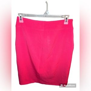Women’s hot pink pencil skirt